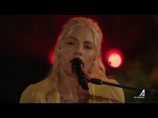 Skylar Grey - Coming Home live on AUDIENCE Music