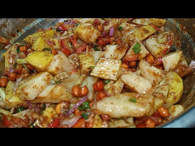 तीखा और चटपटा किस तरह से बनाया आलू काबली सभी को पसंद आएगा 😋 How to make aalu Kabli