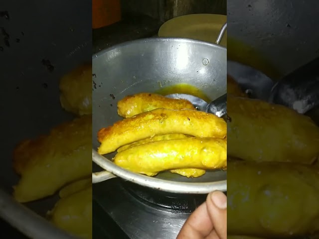 Adipoli indenn paranj vech kaachalan...🤗🥰/Evening snack Bananabhajji