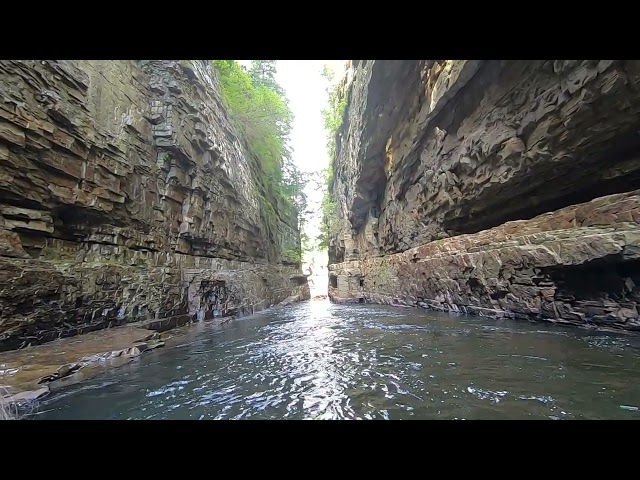 Tauran music "Ausable Chasm"