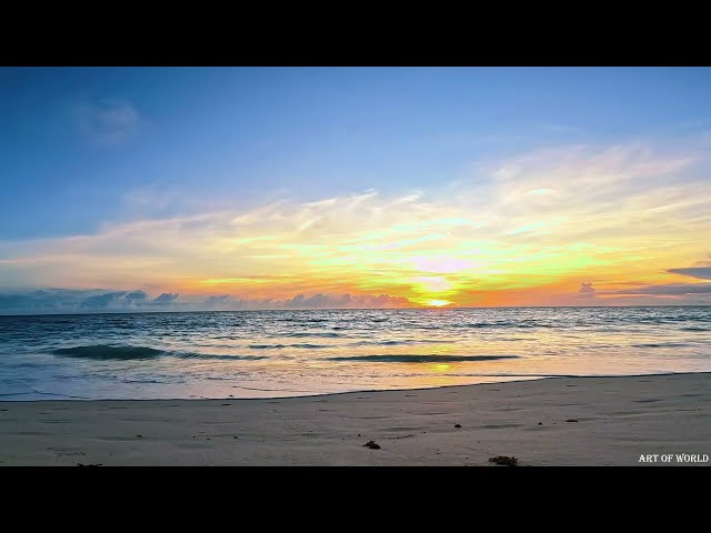 Beach Sunset Serenity / Calming Ocean Sounds for Relaxation [ 4K ]