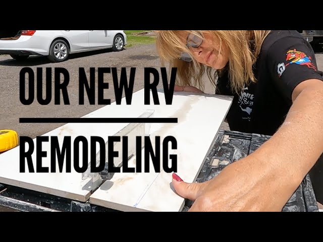 👉 INSTALLING NEW FLOORS IN "NEW TO US" RV !