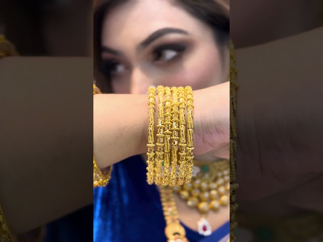 Gold churi #gold #goldjewellery #shortvideo #shortsviral #wedding #shots #shorts #short #status