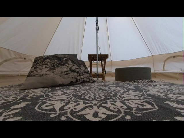 【VR】Inside the tent.