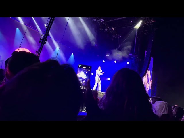 Mika au Festival du Roi Arthur (Bréal-sous-Montfort), 25 Août 2024-Elle Me Dit