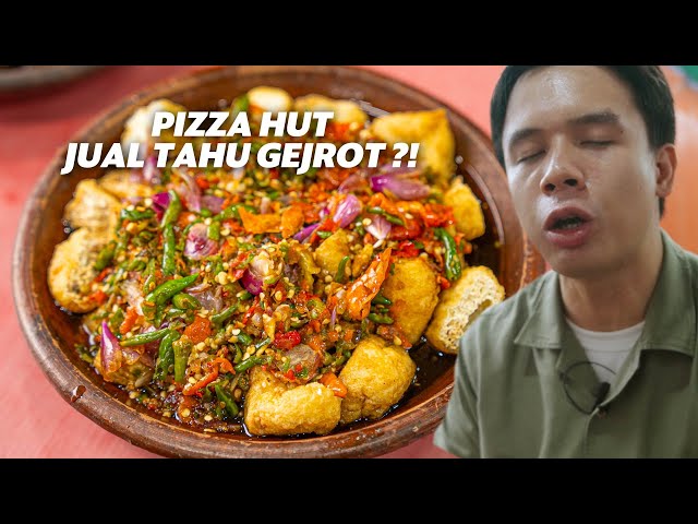 PIZZA HUT JUAL TAHU GEJROT 200 CABE ?! PENDERITA GERD MERAPAT - PEDAS HANYA ILUSI