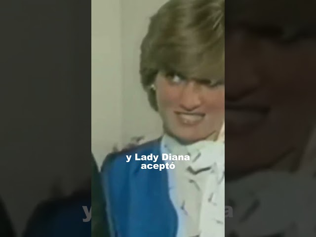 El compromiso Diana y Carlos #ladydi #princesadiana #reycarlosiii  #familiareal #dianaspencer