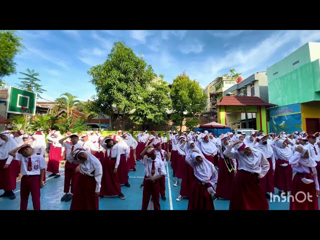 Senam Anak Indonesia Hebat | SDN SEMPER BARAT 05