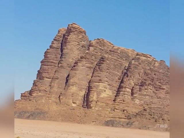 Wadi Rum Road and its Mountains 082018 طريق وادي رم وجبالها