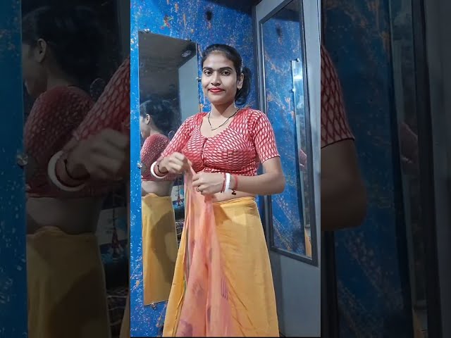 saree dropping video #viral# #video #views #viralvideo #vlogs #vlog #vlogger #videos ##