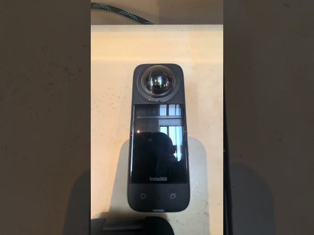 Insta360