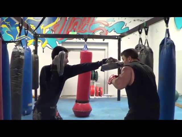 52  Learn Nice UFC MMA Boxing Punching Slipping Covering Drill on Mitts punch slip