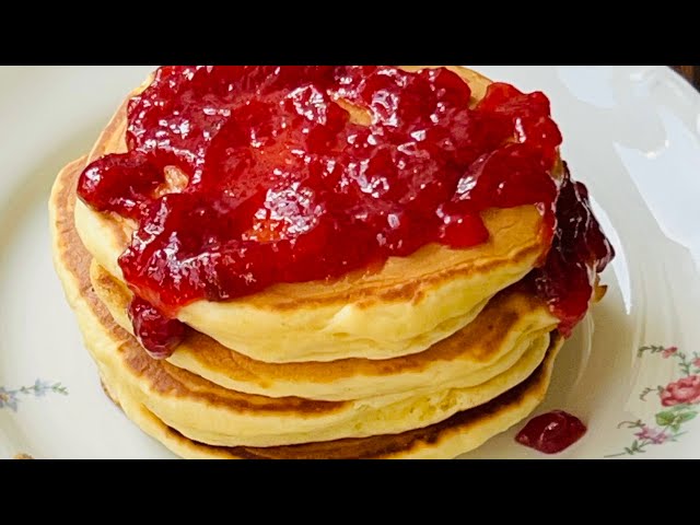 The Ultimate Pancake Recipe! Soft and Fluffy!