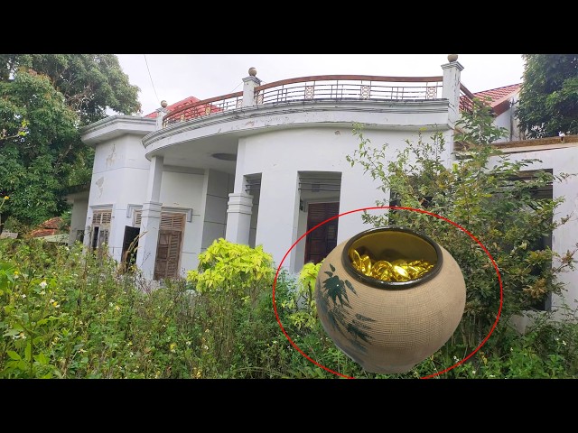 Tycoon's Abandoned House Holds a MYSTERIOUS JAR Secret when we clean it up