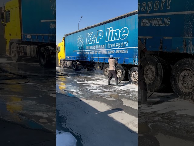 AMAZING Daf truck wash #differentcars #washing #carwash