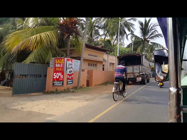 Jaffna, Srilanka : Auto Rickshaw Three Wheeler ride through Jaffna