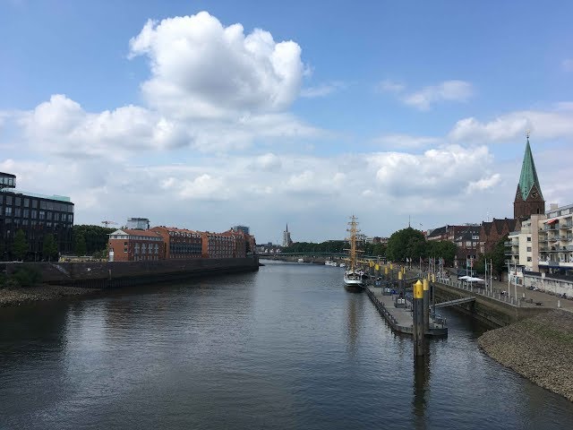 Bootstour I - Von der Innenstadt stromaufwärts