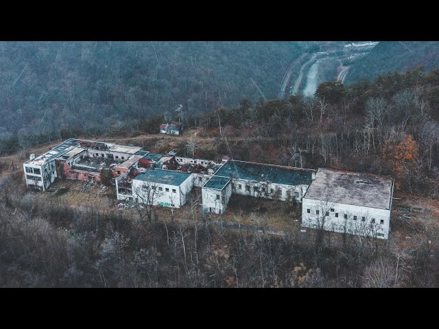 We Explored the Abandoned Artmor Plastic Factory & Lover’s Leap On Top Of A Mountain