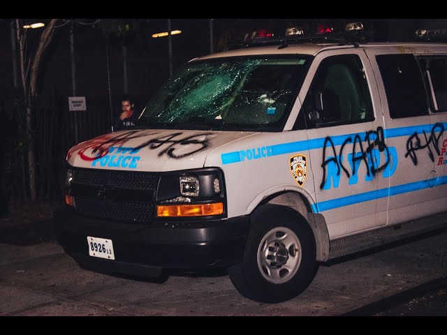 Protesters Riot in Brooklyn outraged over Walter Wallace  JR. Police Shooting | 10.27.20