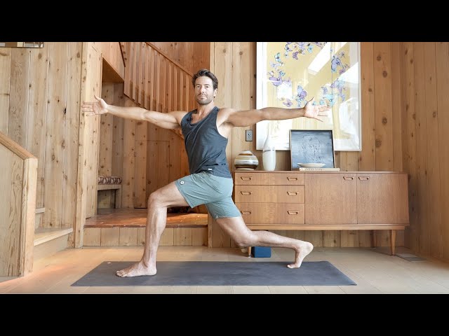 30 Minute Intermediate Yoga Flow | Daily Yoga Routine - Stretch & Strengthen Day 18