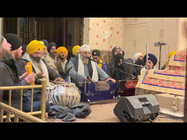 AATH PEHER SIMRO || AKJ KIRTAN || AMRITVELA