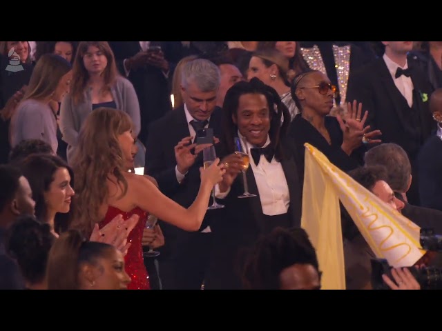 TAYLOR SWIFT & JAY-Z react to BEYONCÉ Winning ALBUM OF THE YEAR At The 2025 GRAMMYs