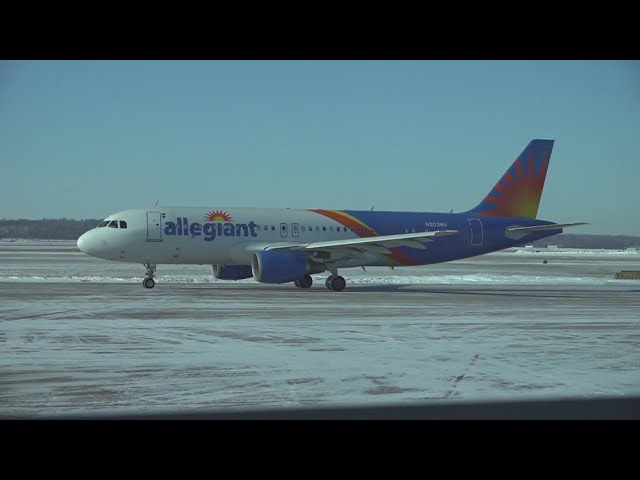 Inaugural flight to Sarasota, Florida from Quad Cities International Airport takes off