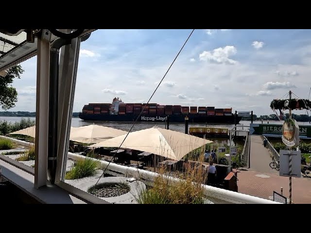 Hamburg Besuch - Schiffsbgrüßungsanlage in Wedel