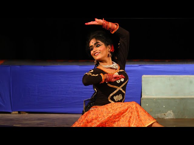 Hothon Pe Aisi baat|Tanmoyee Chakraborty| Semi Classical Dance|Jewel Thief | Vaijayanti Mala |