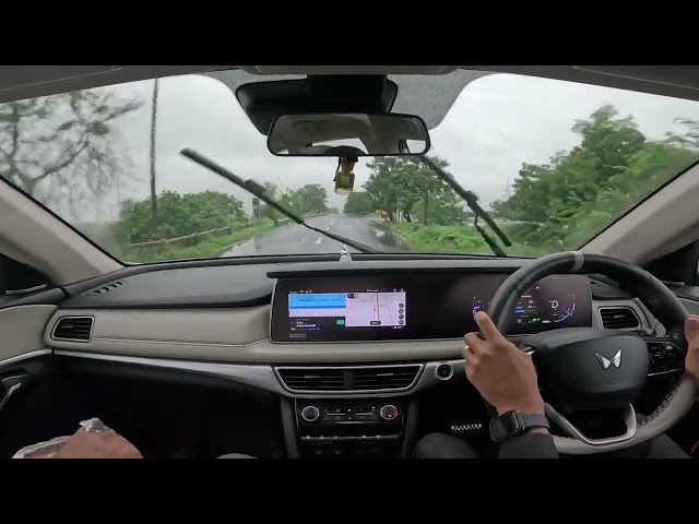 90's Bollywood Dance Mashup Jukebox with Rainy Highway Drive with 🔥 Mahindra XUV700 AX7 L AT 🔥