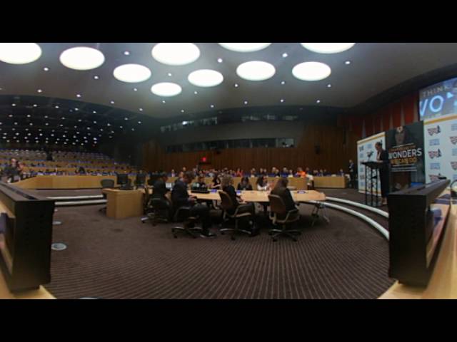 Gal Gadot & Lynda Carter at the United Nations for Wonder Woman (VR 360)