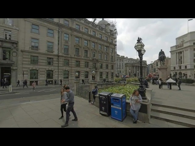 Walking Shot 360 Bank of England Stabilised