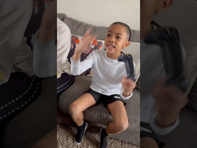 DJ CANT BELIEVE MOM IS GOOD AT THIS 🤯 #trending #viral #shorts #skits