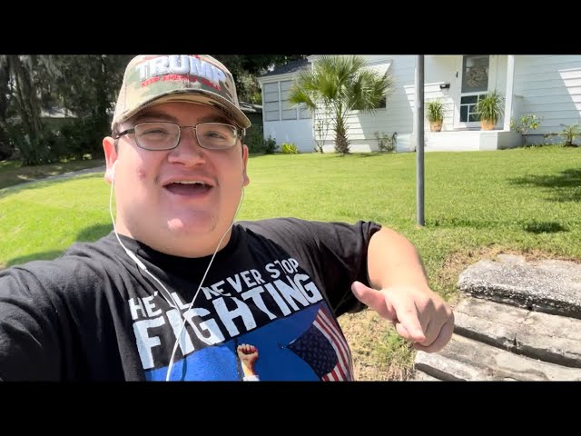 Vlog 26 talking about politics and everything.￼