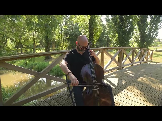 Prélude Suite pour violoncelle seul n°2 (Bach) - Felix Knecht