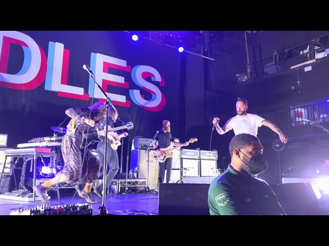 IDLES "Divide and Conquer" @ The Fonda Theatre Hollywood CA 11-03-2021