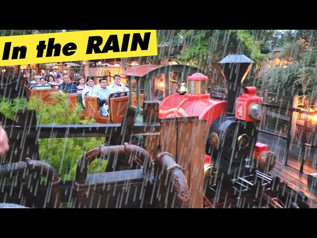 Riding Big Thunder Mountain Railroad in the RAIN at Disneyland