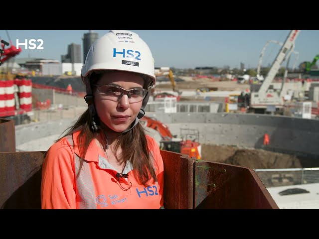 Digging a Tunnel Shaft in West London