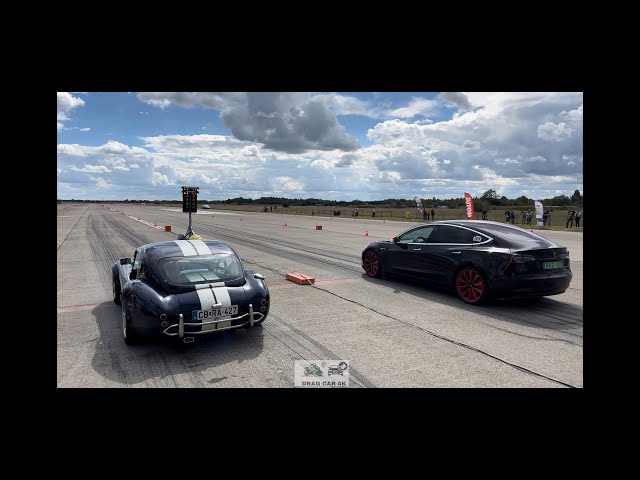 Cobra vs. Tesla P100D drag race quarter mile. Overtake at half track! 360 degree video