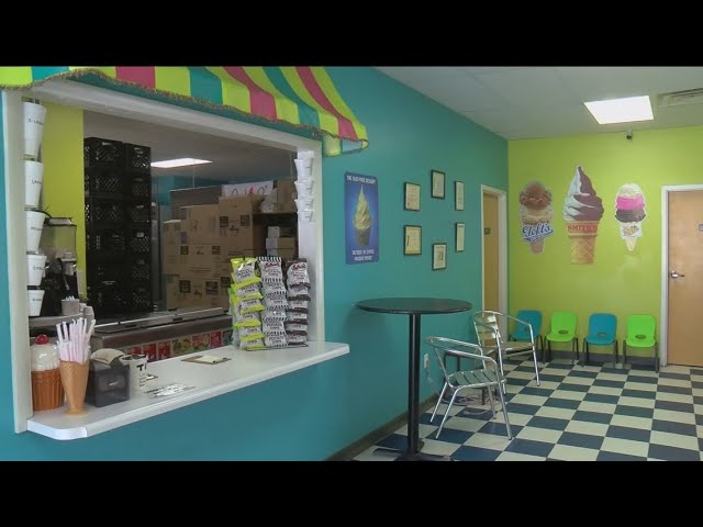 Sundae Station opens lobby to customers for first time in 5 years during frigid winter chill