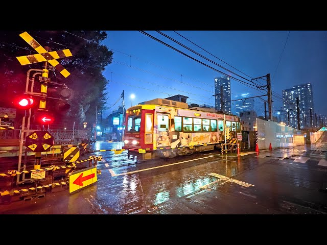 Japan: Tokyo Toshima Night Walk During Heavy Rain • 4K HDR