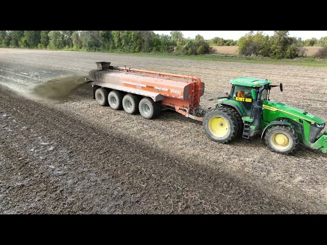 CANADIAN FARMER - PUMP that LIQUID GOLD -  Manure - Application before fall cover crop planting.