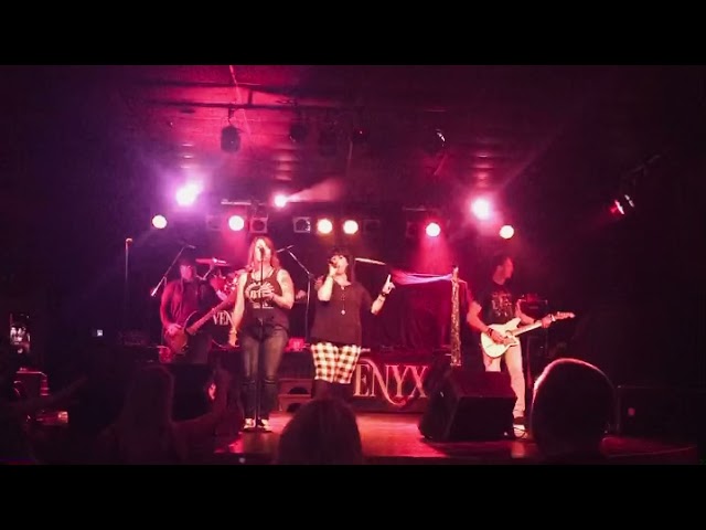 Venyx - Little White Church (Little Big Town cover)