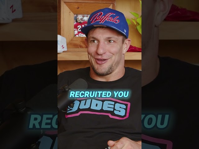 Josh Allen really tried to recruit Gronk to Buffalo—what could've been🤯