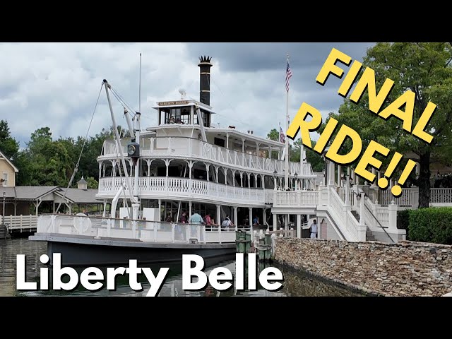 Riding The Liberty Belle Around Tom Sawyer Island!!