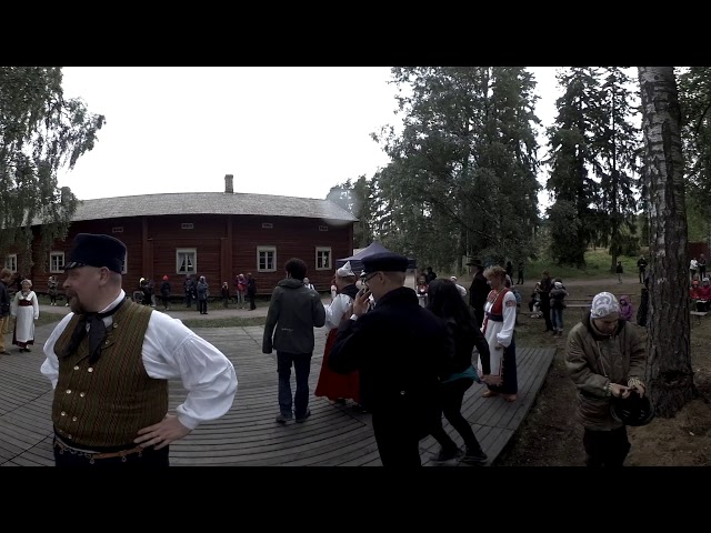 OLD 20180622 Seurasaari (Finland) Midsummer’s Eve, Yi 5.7k, Dancing stage