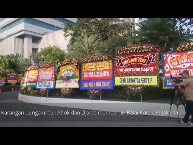 Karangan Bunga Untuk Ahok Di BalaiKota