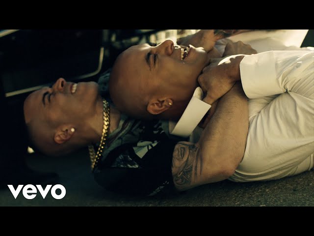 Wisin & Yandel - No Se Olvida (Official Video)