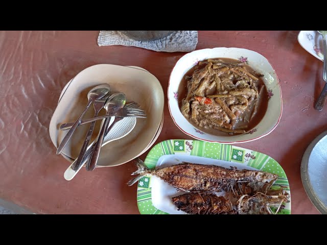 Masarap na takway at pritong isda para SA tanghalian #subscribe #food #eatlunch #cooking #lunchideas