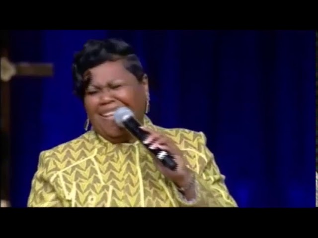 The Late Psalmist Lecresia Campbell A COGIC Holy Convocation Throwback